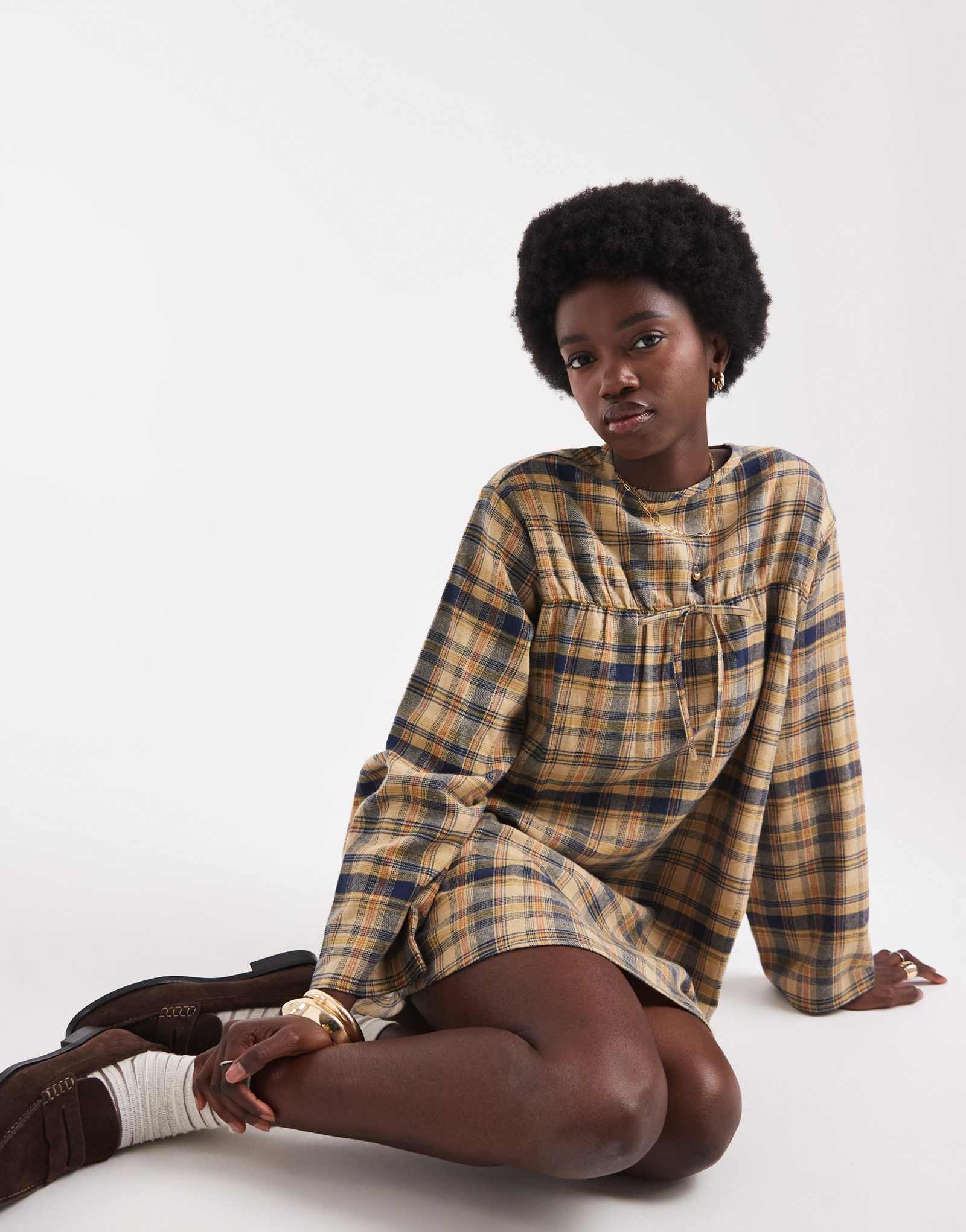 Родное молодежное платье с длинным рукавом в желтую клетку 