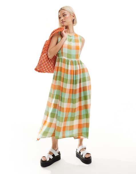 Native Youth – Midaxi-Hängerkleid mit Vichykaro in Grün und Orange - view 1