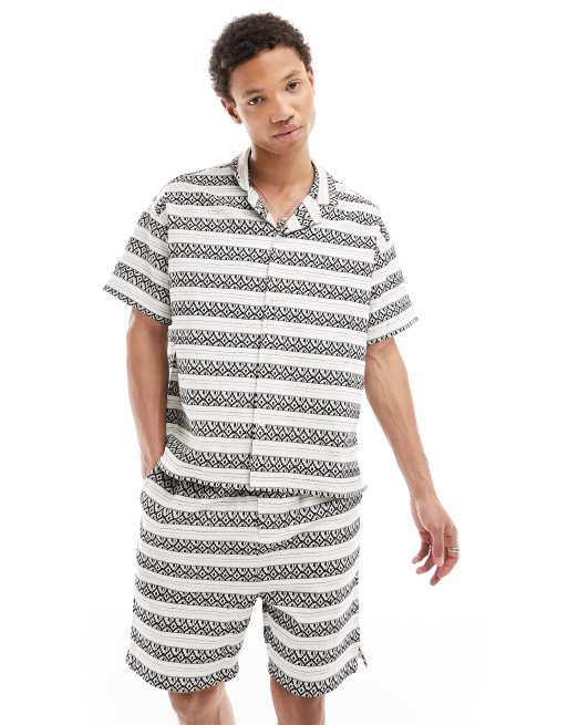 Native Youth - Overhemd met korte mouwen en jacquard strepen in zwart en wit, deel van co-ord set