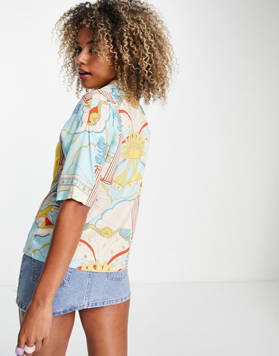 https://images.asos-media.com/products/native-youth-oversized-revere-shirt-in-vintage-print-with-contrast-heart/202694016-3?$n_550w$&wid=550&fit=constrain