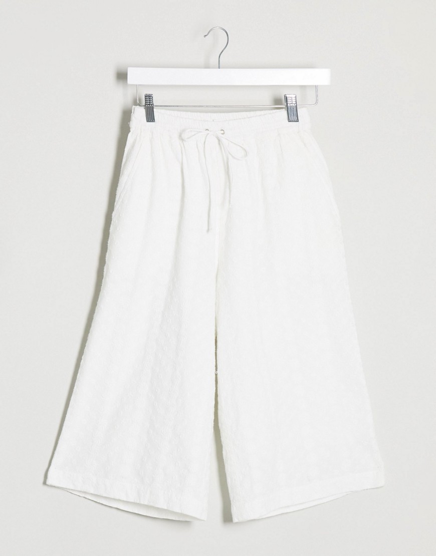 Native Youth relaxed bermuda shorts in broderie co-ord-White