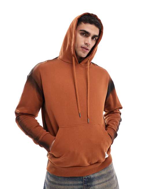 Native Youth - Rustfarvet oversized hættetrøje i spray dye
