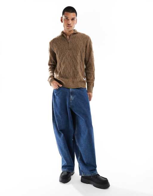 Native Youth – Strickpullover in Braun mit kurzem Reißverschluss, Zopfmuster und Stehkragen, 4 von 4