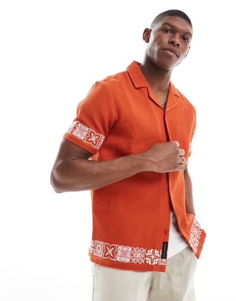 Native Youth washed waffle shirt with embroidery in red - view 1