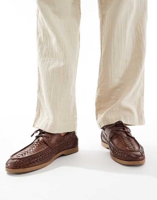 Náuticos color tostado con cordones y detalle entretejido de ASOS DESIGN
