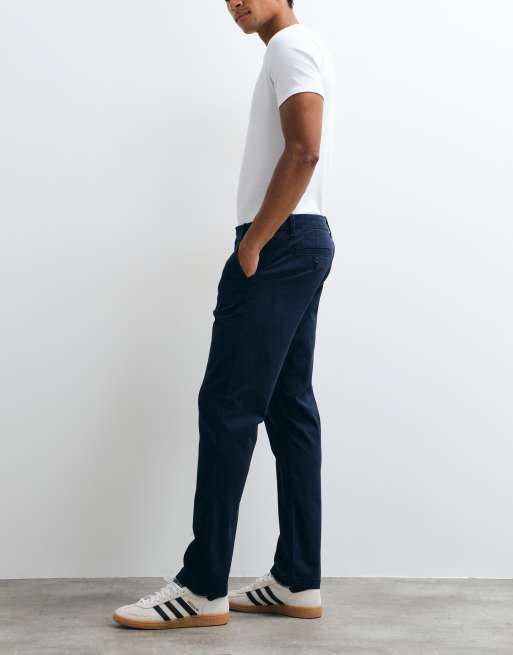 Navy smalle chinos fra ASOS DESIGN, 2 af 5