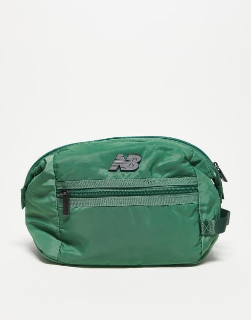 Neceser verde oliva intenso de New Balance