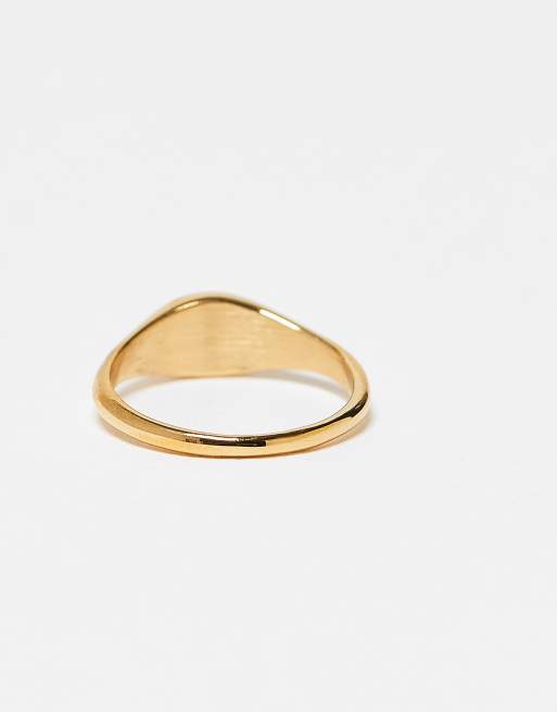 Neck On The Line classic signet ring in gold plated, 2 of 3