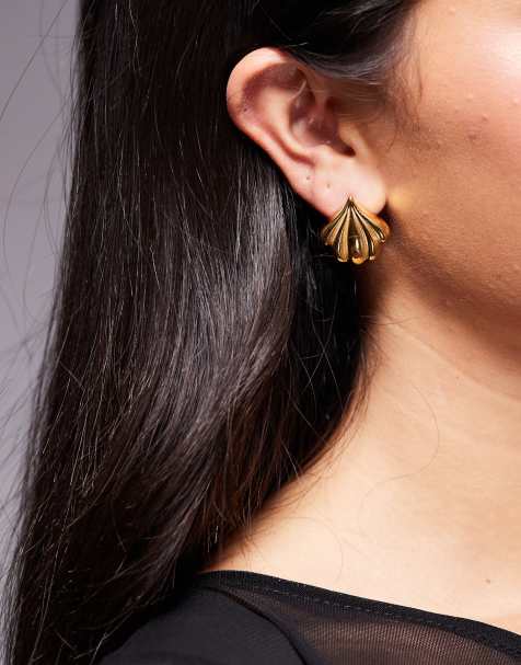 Neck on the Line - Geplooide oorknopjes in vintage stijl in goudkleur - view 1