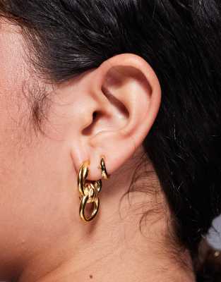 Neck On The Line Neck On The Line statement doorknocker hoop earrings in gold plated