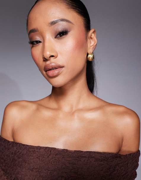 Neck on the Line vintage style textured hoops in gold plated - view 1