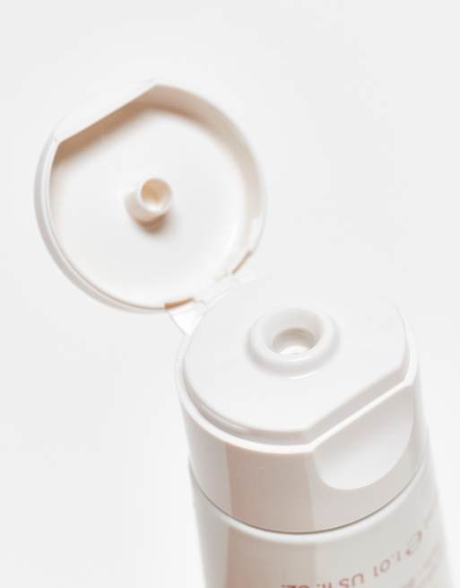 NEOM Moments of Wellbeing In The Palm Of Your Hand, 2 of 4