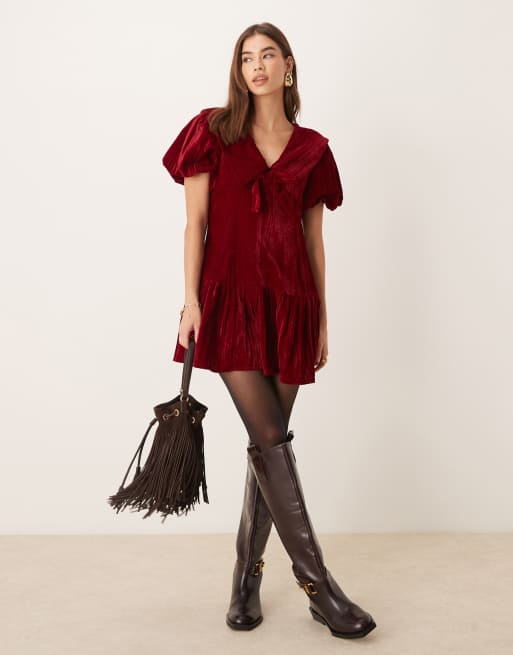 Neon Rose - Bordeaux minikjole i velour med kravedetalje