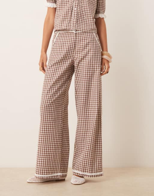 Neon Rose - Broek met wijde pijpen en gingham ruit in bruin, deel van co-ord set, 2 van 5