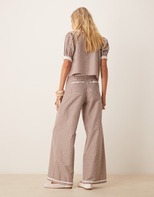 Neon Rose - Broek met wijde pijpen en gingham ruit in bruin, deel van co-ord set, 4 van 5