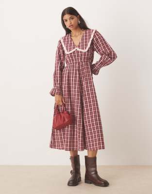 collar detail textured plaid midaxi dress in burgundy and pink