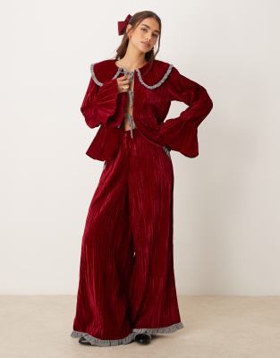 Neon Rose Neon Rose crinkle velvet wide leg trouser co-ord in burgundy-Red