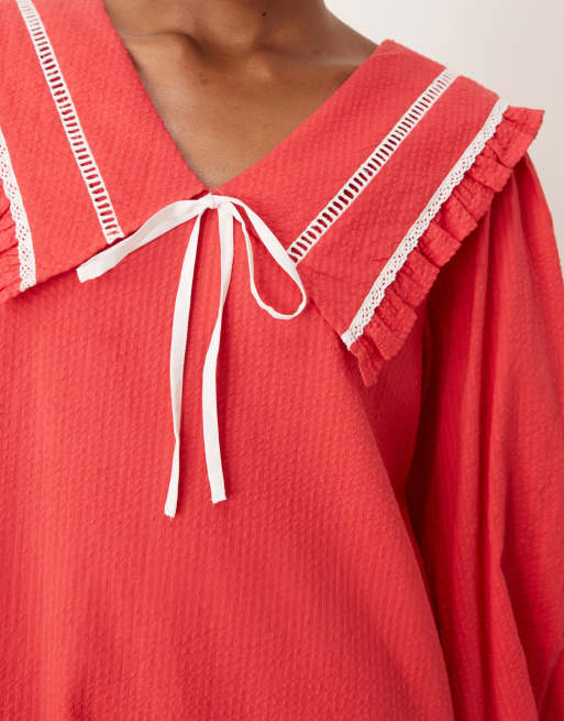 Neon Rose – Czerwona luźna teksturowana sukienka mini z kołnierzem, 2 z 4