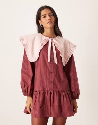 Neon Rose Neon Rose exaggerated collared dress in burgundy
