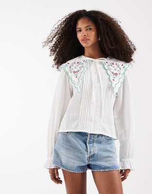 Neon Rose floral collared long sleeve button up blouse in white white