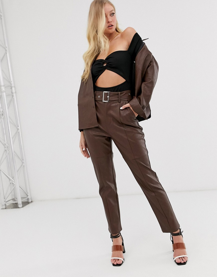 Neon Rose high waisted trousers in faux leather with belt-Brown