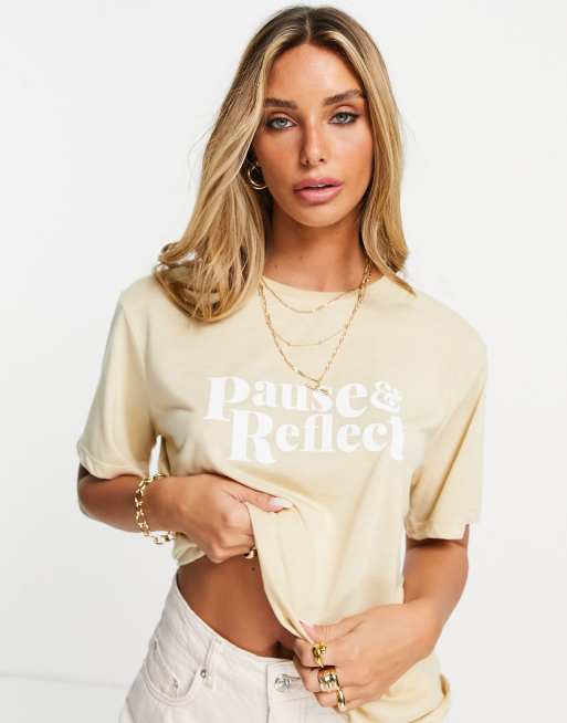 Neon Rose Locker Geschnittenes T Shirt Mit „pause“ Slogan Asos