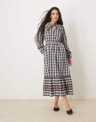 Neon Rose - Midaxi-Kleid mit Keulenärmeln und grauem Vichy-Karo