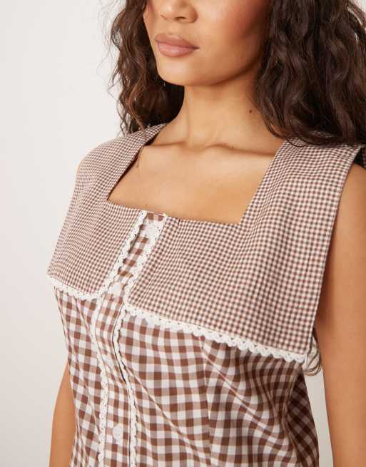Neon Rose - Mini jurk met vierkante kraag en gingham ruit in bruin, 2 van 4