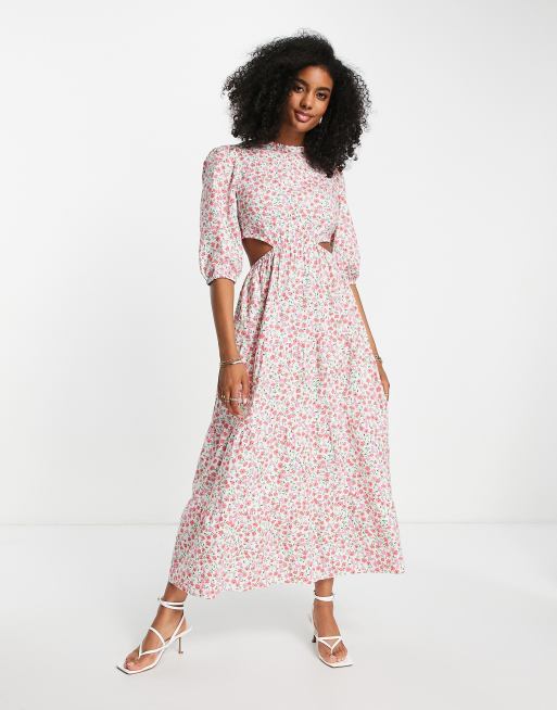 Neon Rose - Robe babydoll longue étagée et nouée au dos à imprimé petites fleurs - Rose