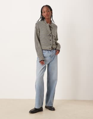 Neon Rose - Strickjacke mit Streifen in Marineblau und Buttermilchgelb und Bindedetail