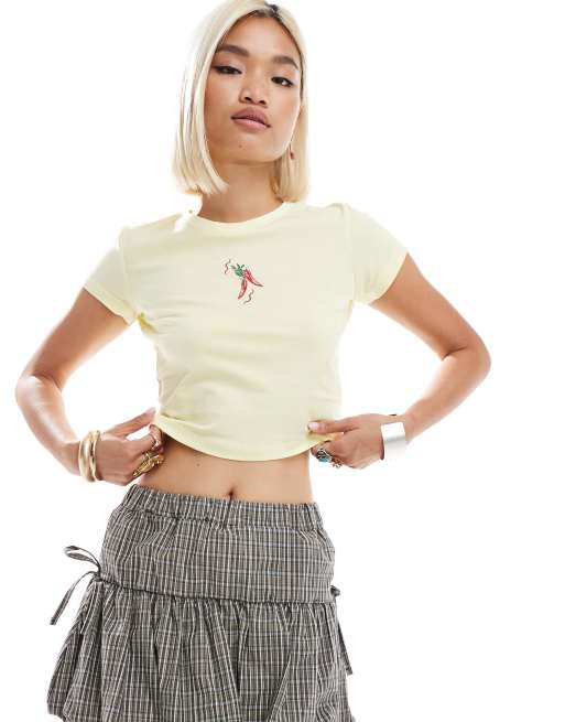 Neon Rose - T-shirt effet rétréci à imprimé piment au centre - Jaune pâle