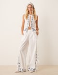 [Neon Rose] Neon Rose tie-side embroidered pants in white and blue (part of a set) 8 White/blue