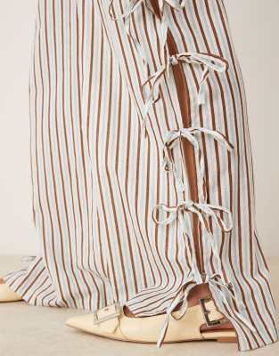 Neon Rose Tie-side Relaxed Fit Striped Pants