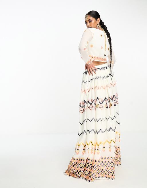 Nesavaali lehenga embroidered full maxi skirt in cream and gold, 3 of 4