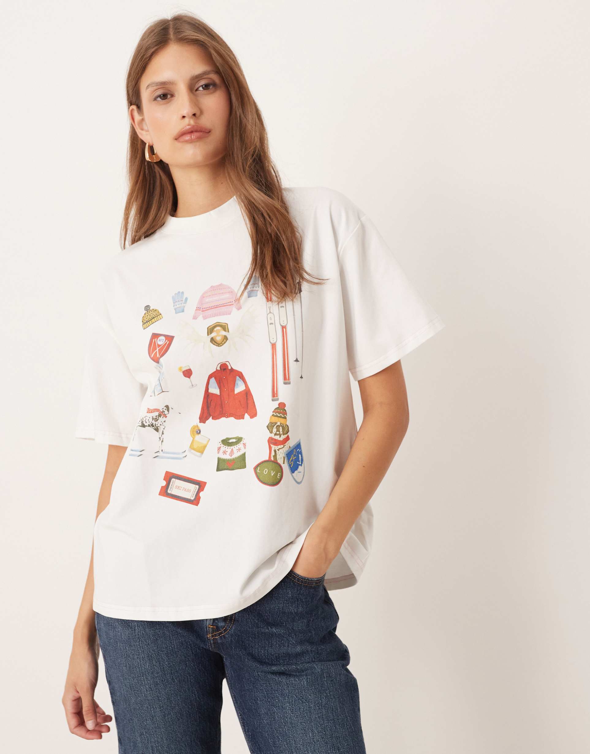 never fully dressed apres ski graphic t-shirt in white