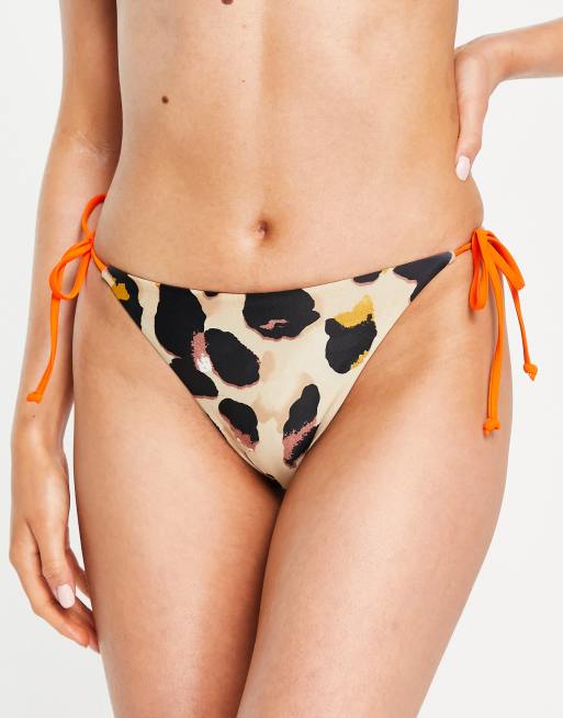 Never Fully Dressed – Bikiniset mit Leopardenmuster inklusive farblich abgesetzter Bikinihose zum Schnüren, 2 von 3