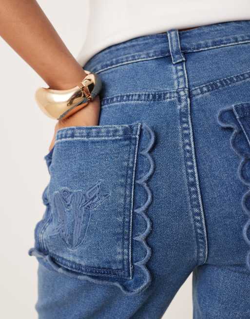 Never Fully Dressed – Blå, broderade jeans med hög midja, 2 av 5