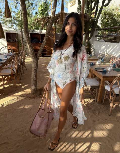 Never Fully Dressed - Copricostume da spiaggia color crema con stampa di palme - view 1