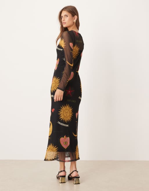 Never Fully Dressed – Czarna siateczkowa sukienka maxi z w mistyczny wzór, 3 z 4