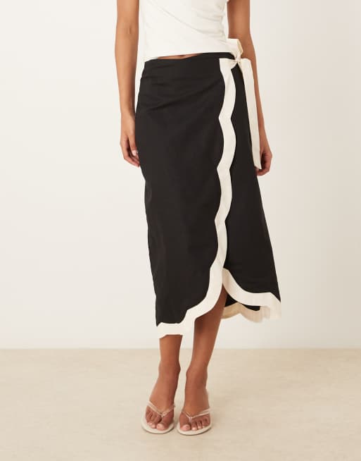 Never Fully Dressed – Czarna spódnica midi z falistym wykończeniem, 4 z 5