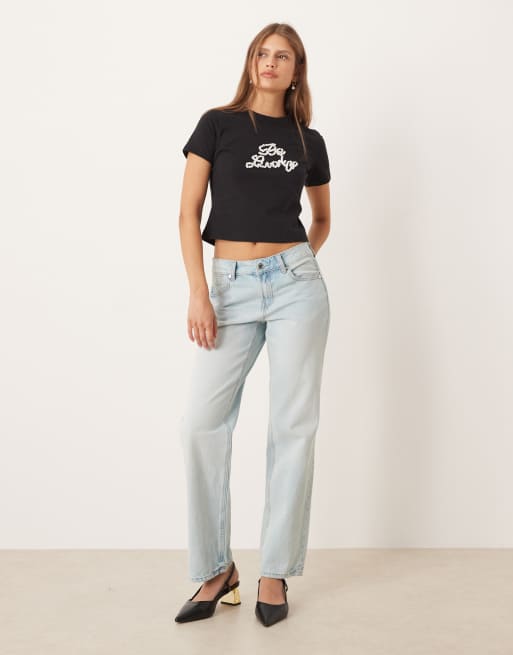 Never Fully Dressed – Czarny krótki i dopasowany T-shirt z perłowym napisem „Be Lucky“, 4 z 4