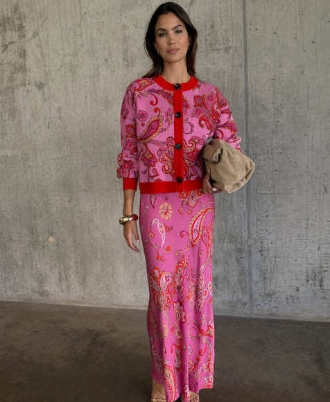 Never Fully Dressed - Dorris - Satijnen maxi rok in roze met paisley motief, deel van co-ord set - view 1