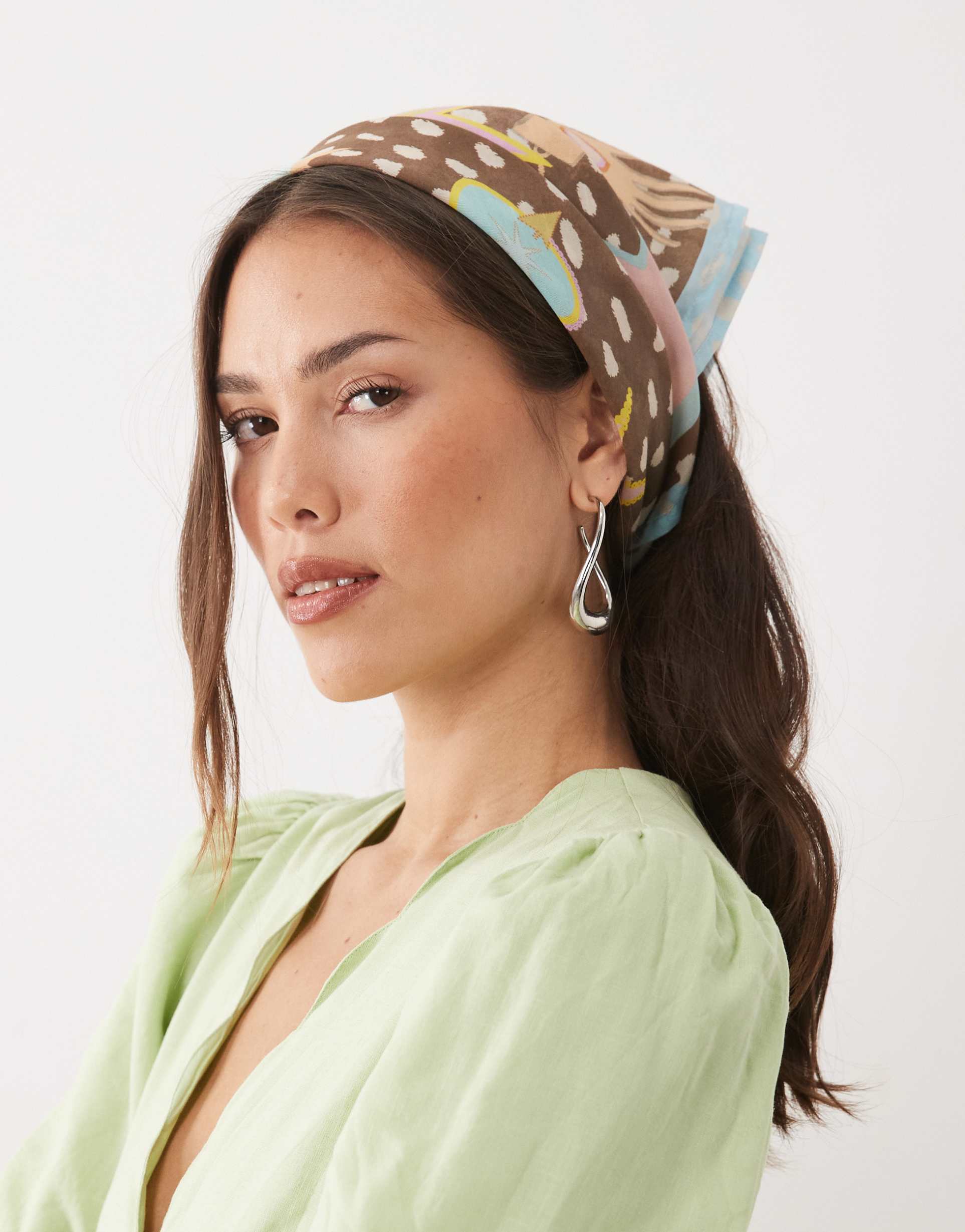 never fully dressed dreamer bandana in brown deer star print