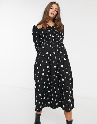 embroidered puff sleeve dress