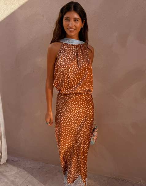 Never Fully Dressed - Fawn - Top senza maniche allacciato al collo marrone con stampa cerbiatto in coordinato - view 1
