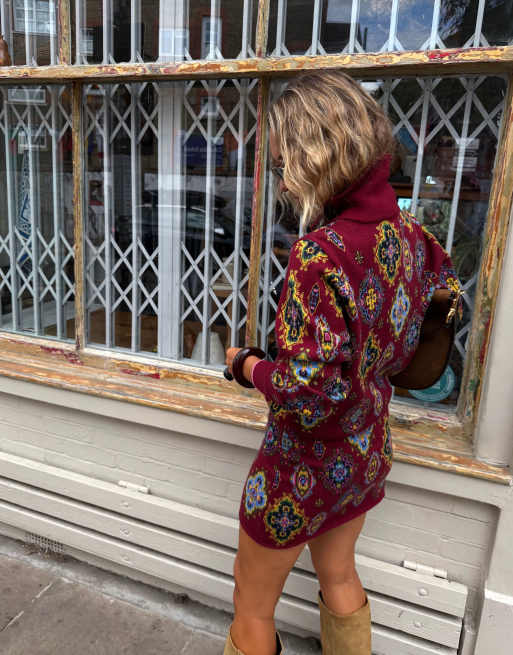 Never Fully Dressed fine knit polo collar zip down jacket set in burgundy print, 3 of 4