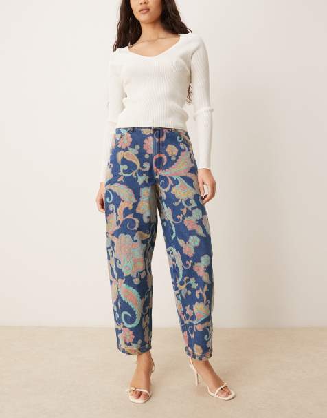 Never Fully Dressed - Geprinte jeans met wijde ronde pijpen en paisley motief in blauw, deel van co-ord set - view 1