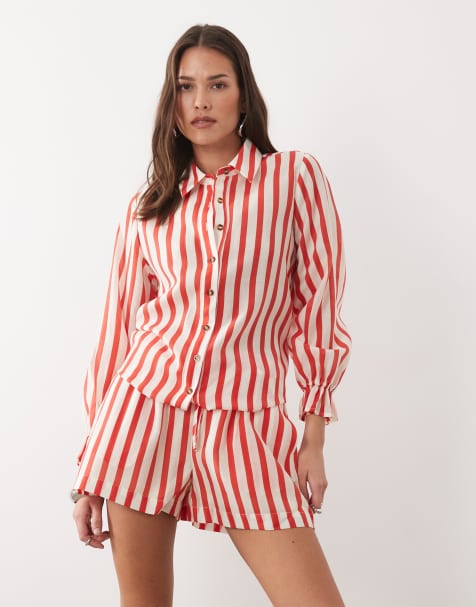 Never Fully Dressed - Gestreept overhemd met gestrikte achterkant in rood, deel van co-ord set - view 1