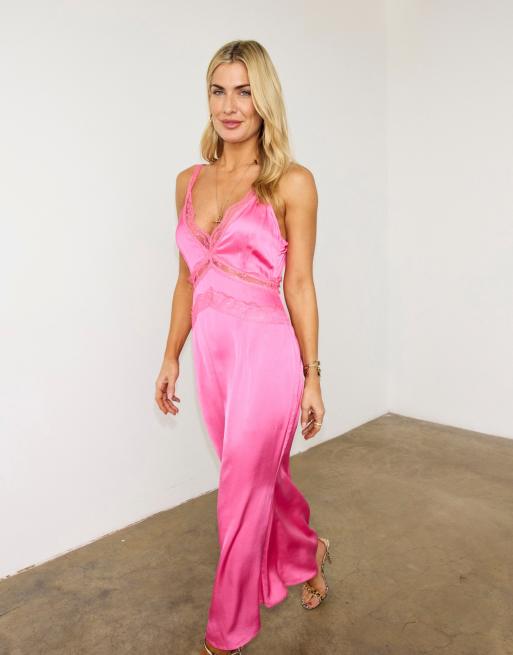 Never Fully Dressed – Gianna – Midaxi-Trägerkleid aus Satin in Rosa mit Spitzeneinsatz, 2 von 4