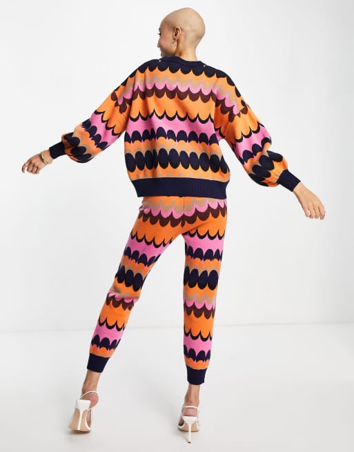 Never Fully Dressed - Joggers in maglia con bordi a contrasto e motivo a onde rétro in coordinato , 2 di 4